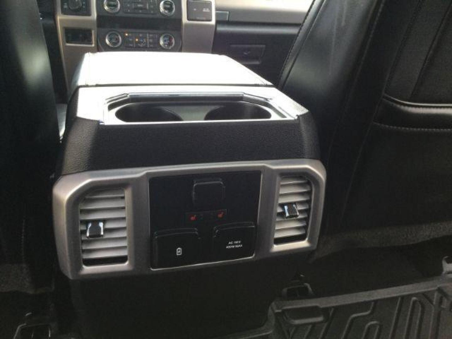 2019 Ingot Silver Metallic /Black Ford F-350 Platinum Crew Cab Long Bed 4WD (1FT8W3BT6KE) with an Powerstroke 6.7L V-8 diesel direct injection engine, 6-Speed Automatic transmission, located at 1801 Main Street, Lewiston, 83501, (208) 743-9371, 46.417065, -117.004799 - Photo#8