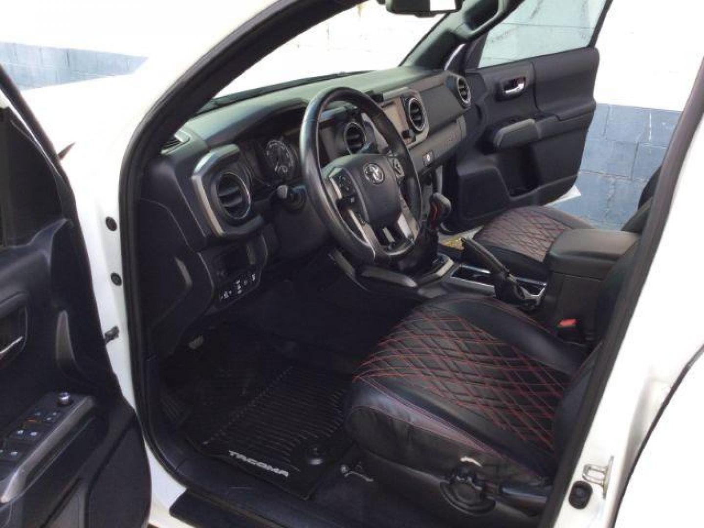 2018 Super White /BLACK LEATHER w/Red stitching Toyota Tacoma Crew Cab TRD Pro 4WD (5TFCZ5AN2JX) with an 3.5L V6 DOHC 24V engine, 6-Speed Manual Transmission transmission, located at 1801 Main Street, Lewiston, 83501, (208) 743-9371, 46.417065, -117.004799 - Photo#4