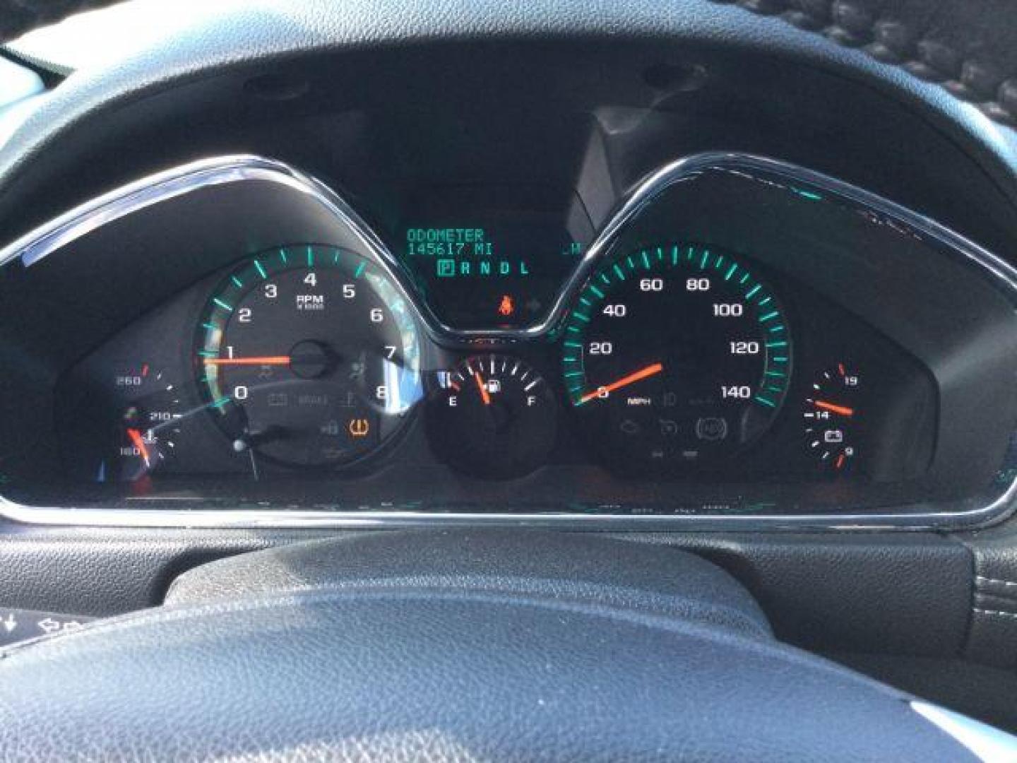 2015 White /Ebony Chevrolet Traverse 1LT (1GNKVGKD0FJ) with an 3.6L V-6 gasoline direct injection engine, 6-Speed Automatic transmission, located at 1801 Main Street, Lewiston, 83501, (208) 743-9371, 46.417065, -117.004799 - Photo#9