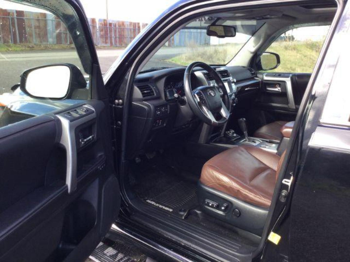 2017 Midnight Black Metallic /Redwood Toyota 4Runner Limited (JTEBU5JR5H5) with an 4L V-6 DOHC engine, Auto, 5-Spd SeqShft transmission, located at 1801 Main Street, Lewiston, 83501, (208) 743-9371, 46.417065, -117.004799 - Photo#3