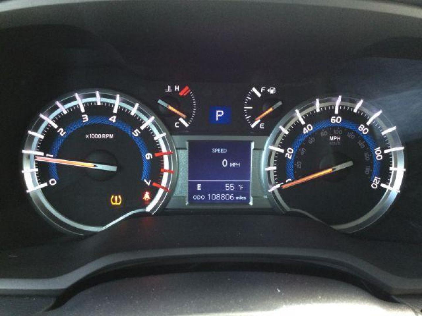 2017 Midnight Black Metallic /Redwood Toyota 4Runner Limited (JTEBU5JR5H5) with an 4L V-6 DOHC engine, Auto, 5-Spd SeqShft transmission, located at 1801 Main Street, Lewiston, 83501, (208) 743-9371, 46.417065, -117.004799 - Photo#16