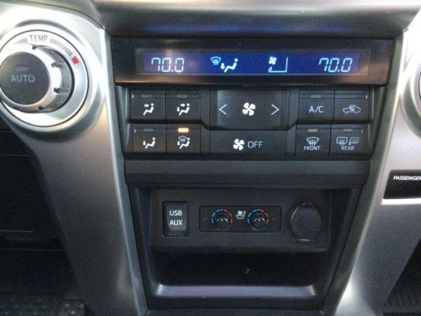 2017 Midnight Black Metallic /Redwood Toyota 4Runner Limited (JTEBU5JR5H5) with an 4L V-6 DOHC engine, Auto, 5-Spd SeqShft transmission, located at 1801 Main Street, Lewiston, 83501, (208) 743-9371, 46.417065, -117.004799 - Photo#19