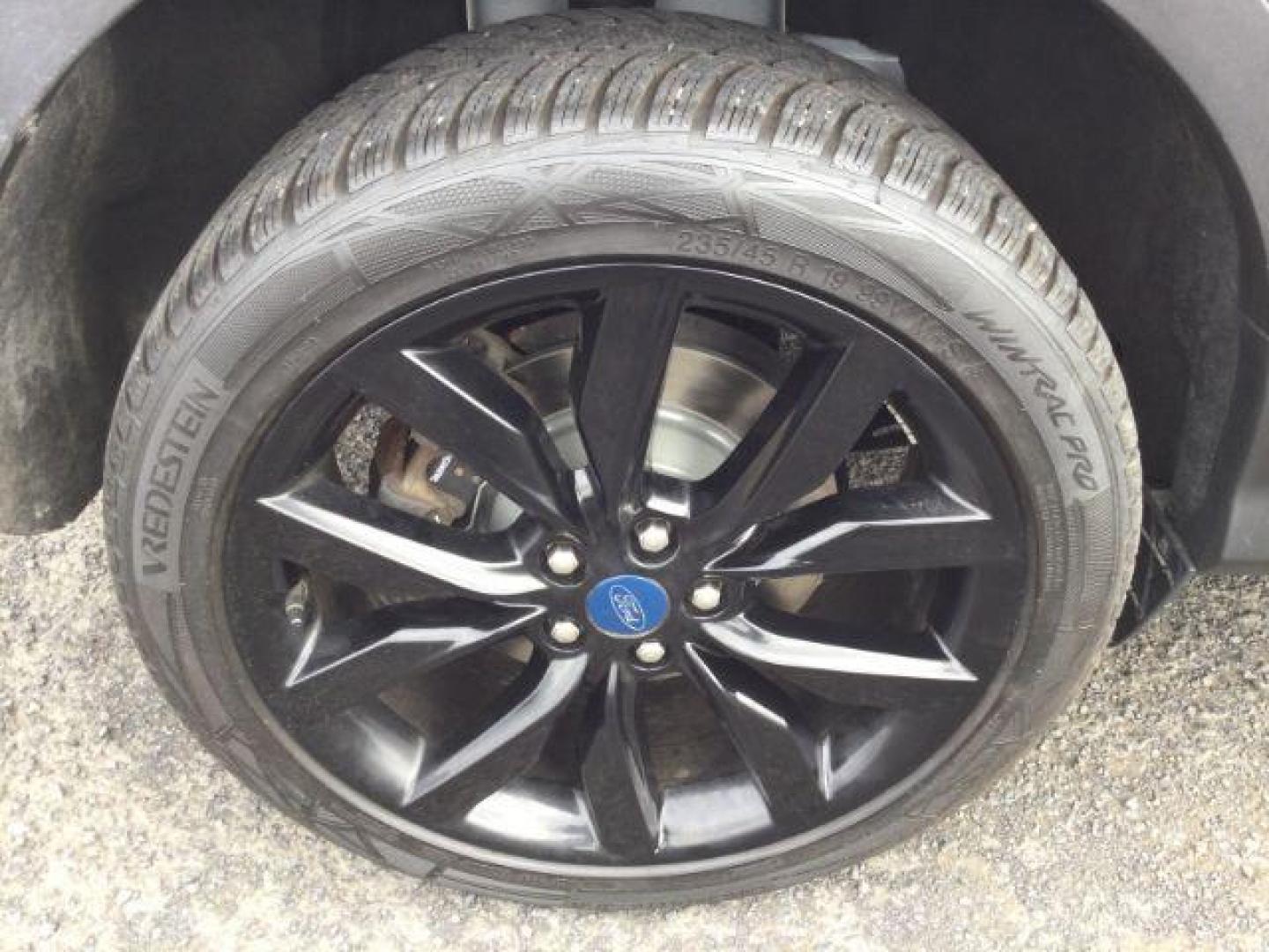 2019 White Platinum Metallic Tri-Coat /Medium Light Stone Ford Escape Titanium (1FMCU9J95KU) with an EcoBoost 2L I-4 gasoline direct injection engine, 6-Speed Automatic transmission, located at 1801 Main Street, Lewiston, 83501, (208) 743-9371, 46.417065, -117.004799 - Photo#13