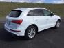 2012 Ibis White /Light Gray Audi Q5 3.2 Premium Plus (WA1DKAFP7CA) with an 3.2L V-6 gasoline direct injection engine, 6-Speed Automatic transmission, located at 1801 Main Street, Lewiston, 83501, (208) 743-9371, 46.417065, -117.004799 - Photo#7