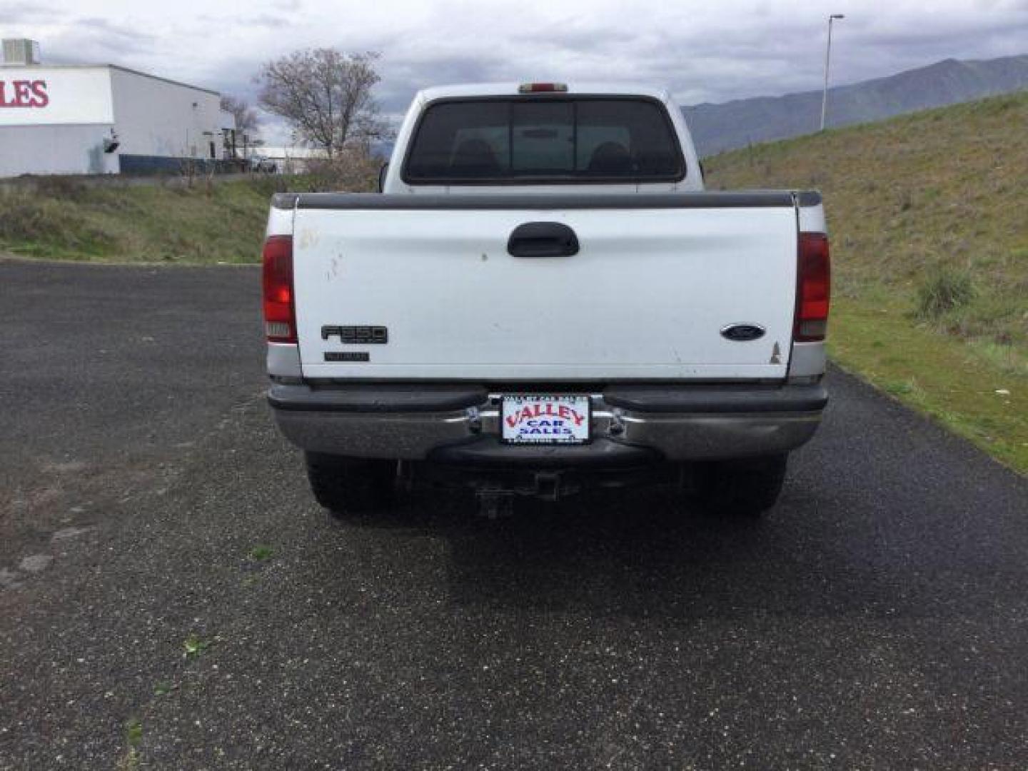 2001 Silver Clearcoat Metallic /Black Leather Ford F-250 XLT Crew Cab Long Bed 4WD (1FTNW21F11E) with an Powerstroke 7.3L V-8 diesel direct injection engine, 4 speed automatic transmission, located at 1801 Main Street, Lewiston, 83501, (208) 743-9371, 46.417065, -117.004799 - Photo#10
