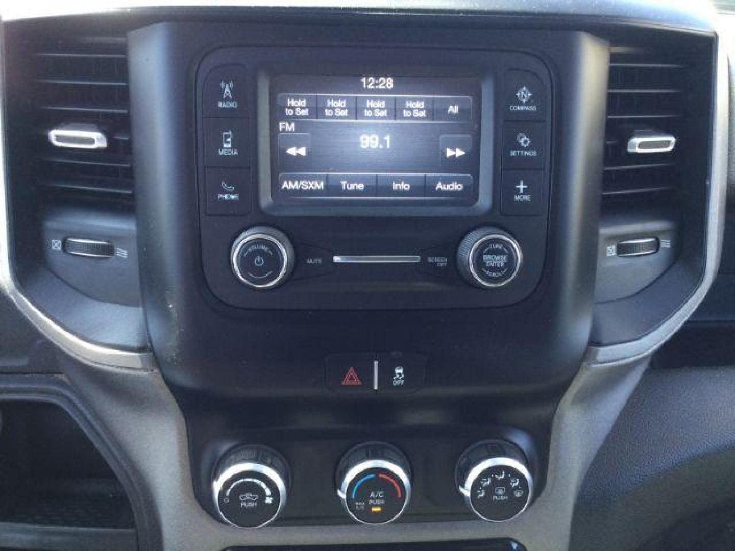 2019 Delmonico Red Pearlcoat /Diesel Gray/Black Ram 2500 Tradesman Crew Cab 4x4 8' Box (3C6UR5HL3KG) with an Cummins 6.7L I-6 diesel direct injection engine, 6-Speed Automatic transmission, located at 1801 Main Street, Lewiston, 83501, (208) 743-9371, 46.417065, -117.004799 - Photo#11