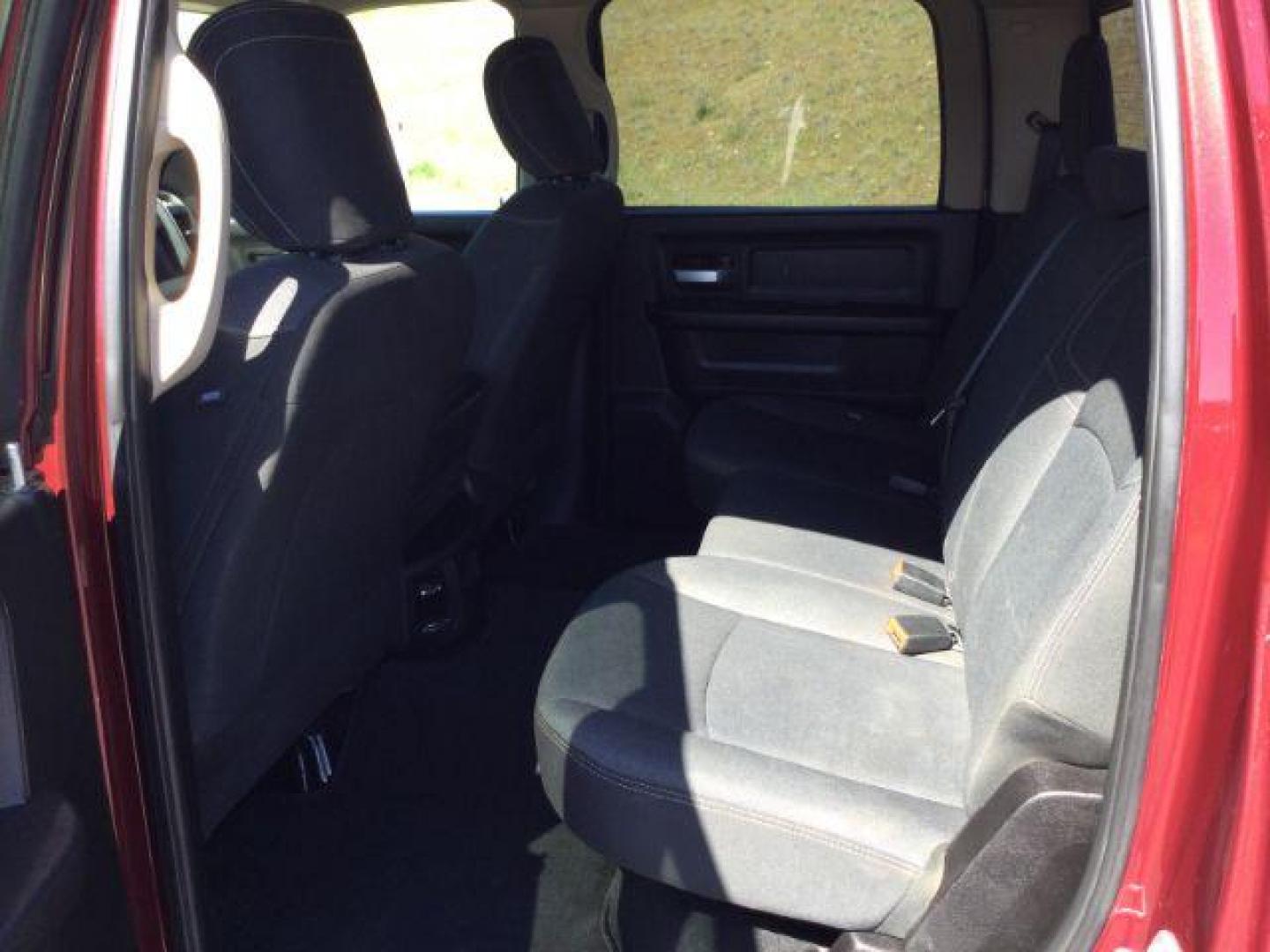 2019 Delmonico Red Pearlcoat /Diesel Gray/Black Ram 2500 Tradesman Crew Cab 4x4 8' Box (3C6UR5HL3KG) with an Cummins 6.7L I-6 diesel direct injection engine, 6-Speed Automatic transmission, located at 1801 Main Street, Lewiston, 83501, (208) 743-9371, 46.417065, -117.004799 - Photo#19