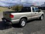 2001 Light Pewter Metallic /Graphite Chevrolet S-10 LS (1GCDT19W118) with an Vortec 4.3L V-6 regular unleaded engine, located at 1801 Main Street, Lewiston, 83501, (208) 743-9371, 46.417065, -117.004799 - Photo#11