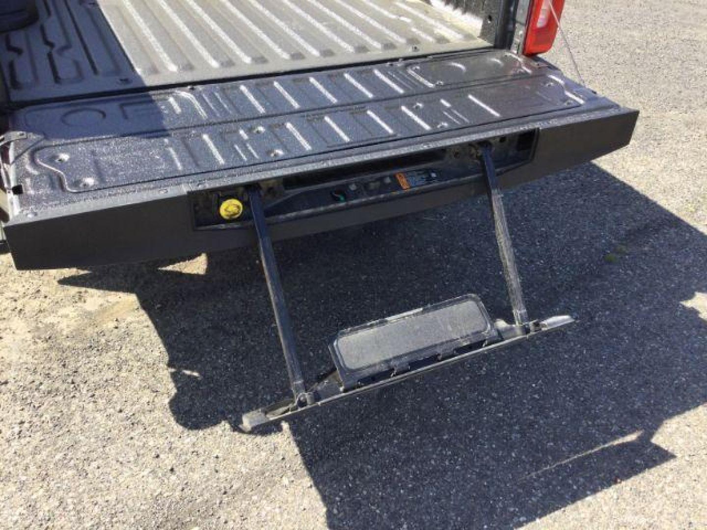 2023 Carbonized Gray Metallic /Medium Dark Slate Ford F-350 XLT (1FT8W3BT2PE) with an Powerstroke 6.7L V-8 diesel direct injection engine, 10 speed automatic transmission, located at 1801 Main Street, Lewiston, 83501, (208) 743-9371, 46.417065, -117.004799 - Photo#13