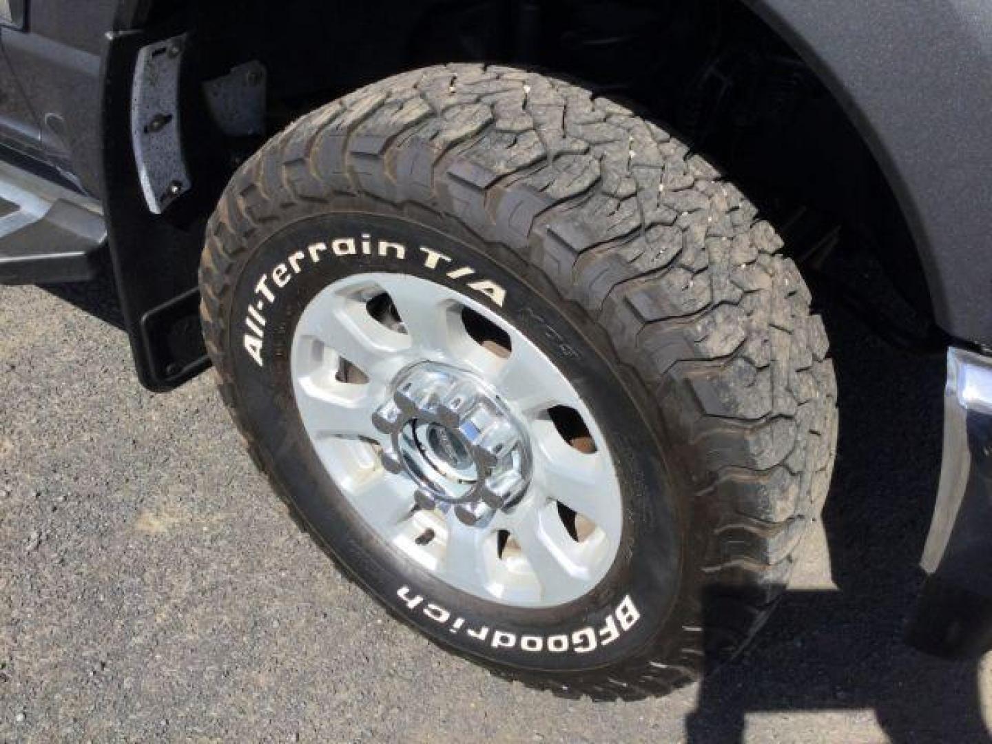 2023 Carbonized Gray Metallic /Medium Dark Slate Ford F-350 XLT (1FT8W3BT2PE) with an Powerstroke 6.7L V-8 diesel direct injection engine, 10 speed automatic transmission, located at 1801 Main Street, Lewiston, 83501, (208) 743-9371, 46.417065, -117.004799 - Photo#24