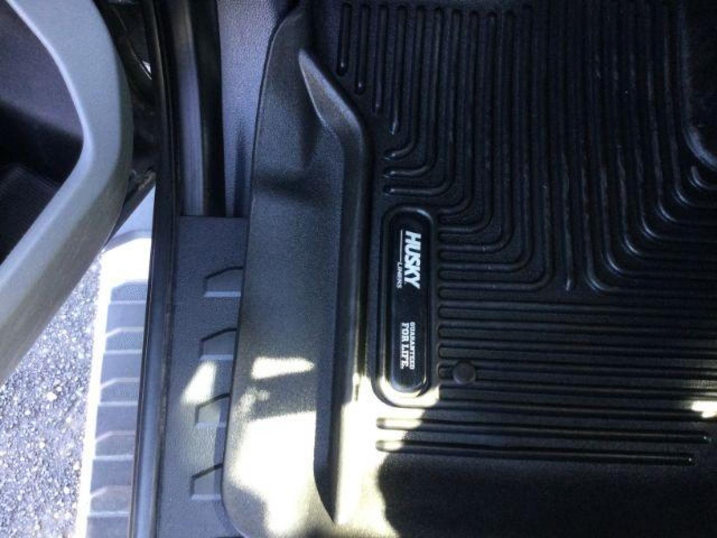 2023 Carbonized Gray Metallic /Medium Dark Slate Ford F-350 XLT (1FT8W3BT2PE) with an Powerstroke 6.7L V-8 diesel direct injection engine, 10 speed automatic transmission, located at 1801 Main Street, Lewiston, 83501, (208) 743-9371, 46.417065, -117.004799 - Photo#25