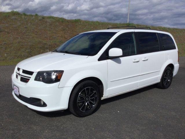 photo of 2017 Dodge Grand Caravan GT