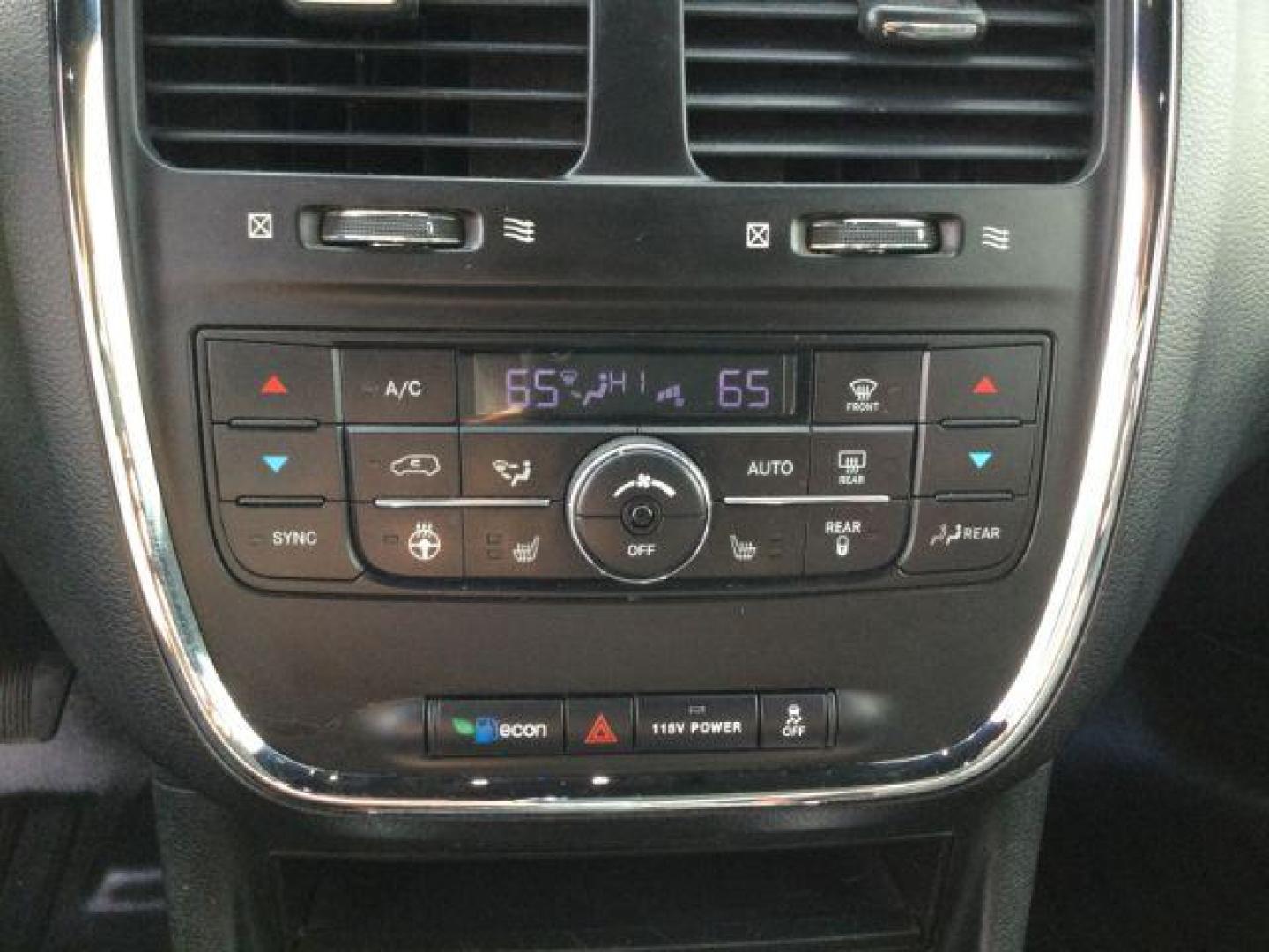 2017 White Knuckle Clearcoat /Black Leather Dodge Grand Caravan GT (2C4RDGEG5HR) with an Pentastar 3.6L V-6 DOHC engine, 6-Speed Automatic transmission, located at 1801 Main Street, Lewiston, 83501, (208) 743-9371, 46.417065, -117.004799 - Photo#14