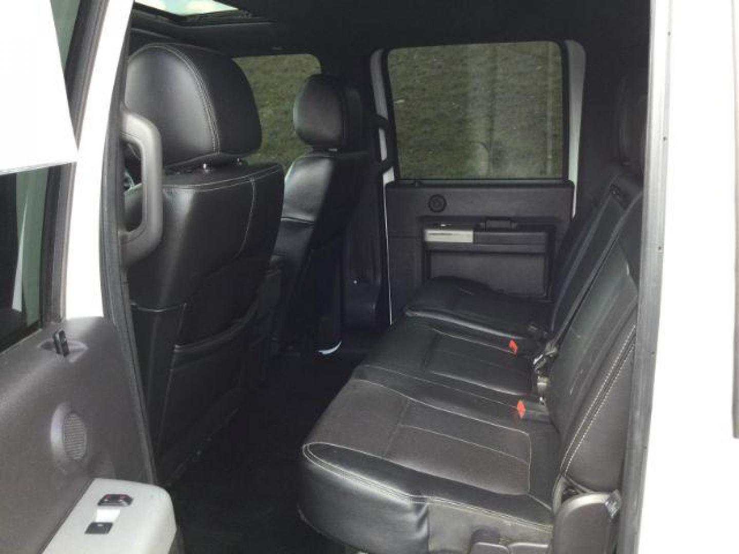 2015 Oxford White /Black Ford F-350 Crew Cab Lariat 4x4 (1FT8W3BT2FE) with an Powerstroke 6.7L V-8 diesel direct injection engine, 6-Speed Automatic transmission, located at 1801 Main Street, Lewiston, 83501, (208) 743-9371, 46.417065, -117.004799 - Photo#5