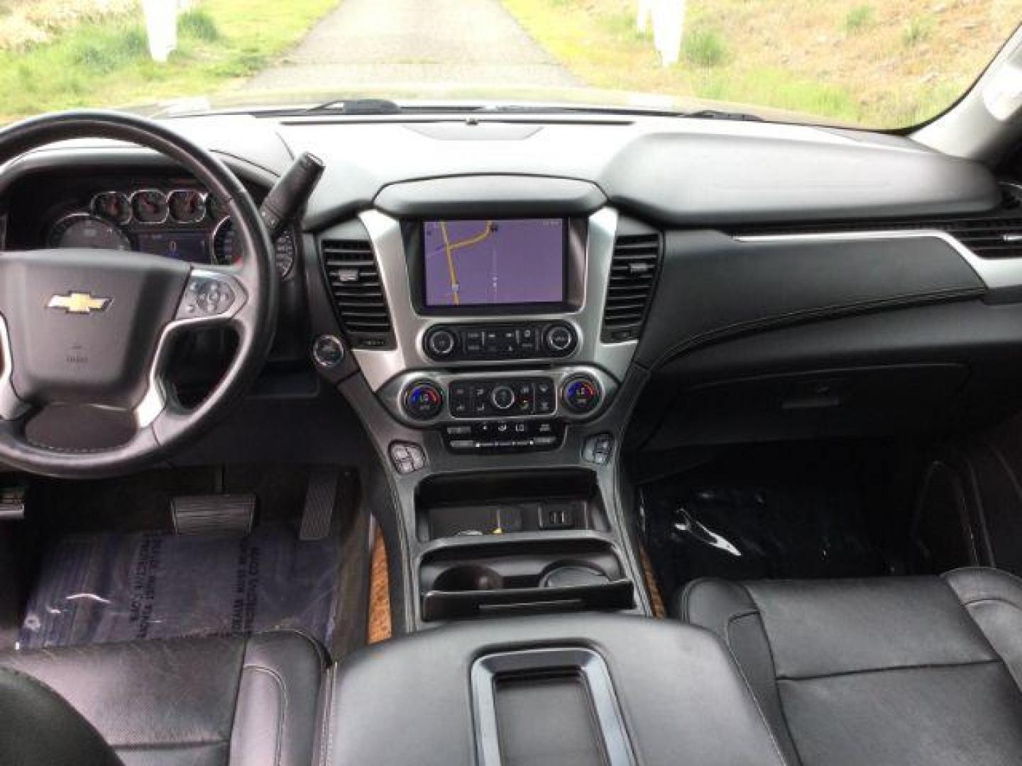2015 Tungsten Metallic /Jet Black Chevrolet Suburban 1500 LTZ (1GNSKKKC7FR) with an EcoTec3 5.3L V-8 gasoline direct injection engine, 6-Speed Automatic transmission, located at 1801 Main Street, Lewiston, 83501, (208) 743-9371, 46.417065, -117.004799 - Photo#9