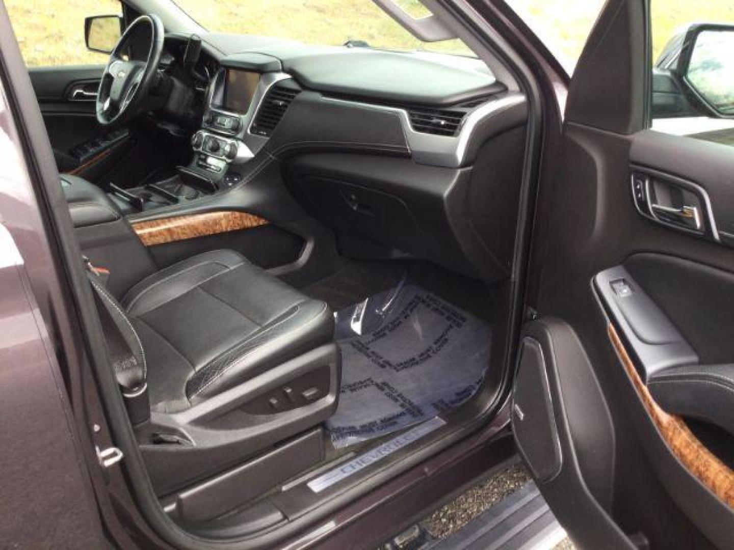 2015 Tungsten Metallic /Jet Black Chevrolet Suburban 1500 LTZ (1GNSKKKC7FR) with an EcoTec3 5.3L V-8 gasoline direct injection engine, 6-Speed Automatic transmission, located at 1801 Main Street, Lewiston, 83501, (208) 743-9371, 46.417065, -117.004799 - Photo#22