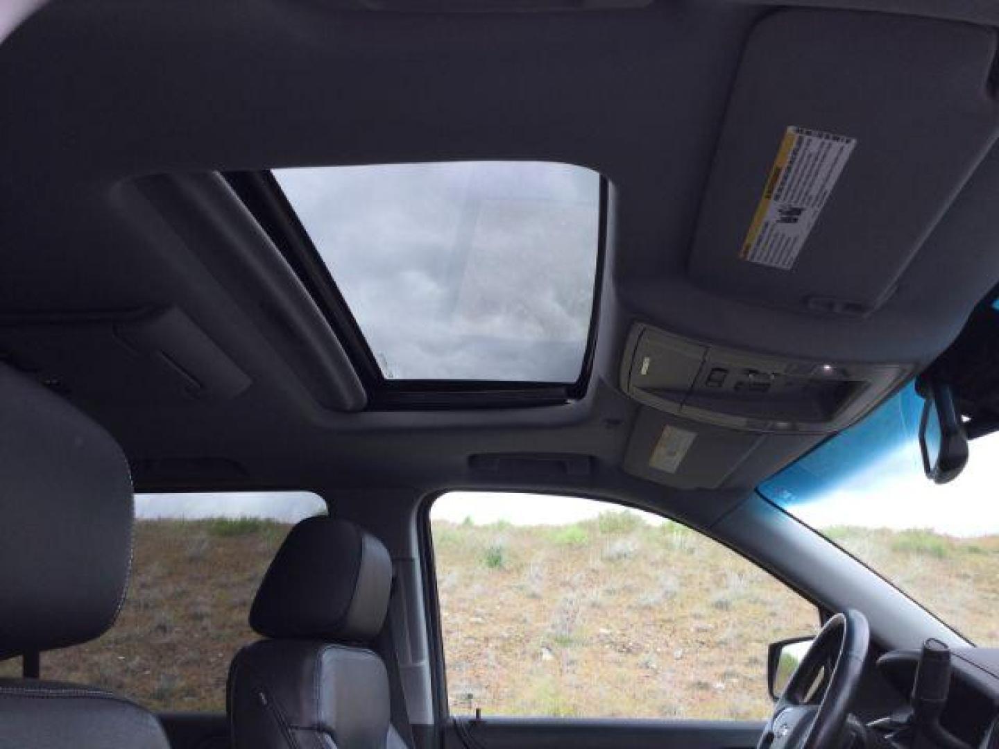 2015 Tungsten Metallic /Jet Black Chevrolet Suburban 1500 LTZ (1GNSKKKC7FR) with an EcoTec3 5.3L V-8 gasoline direct injection engine, 6-Speed Automatic transmission, located at 1801 Main Street, Lewiston, 83501, (208) 743-9371, 46.417065, -117.004799 - Photo#24