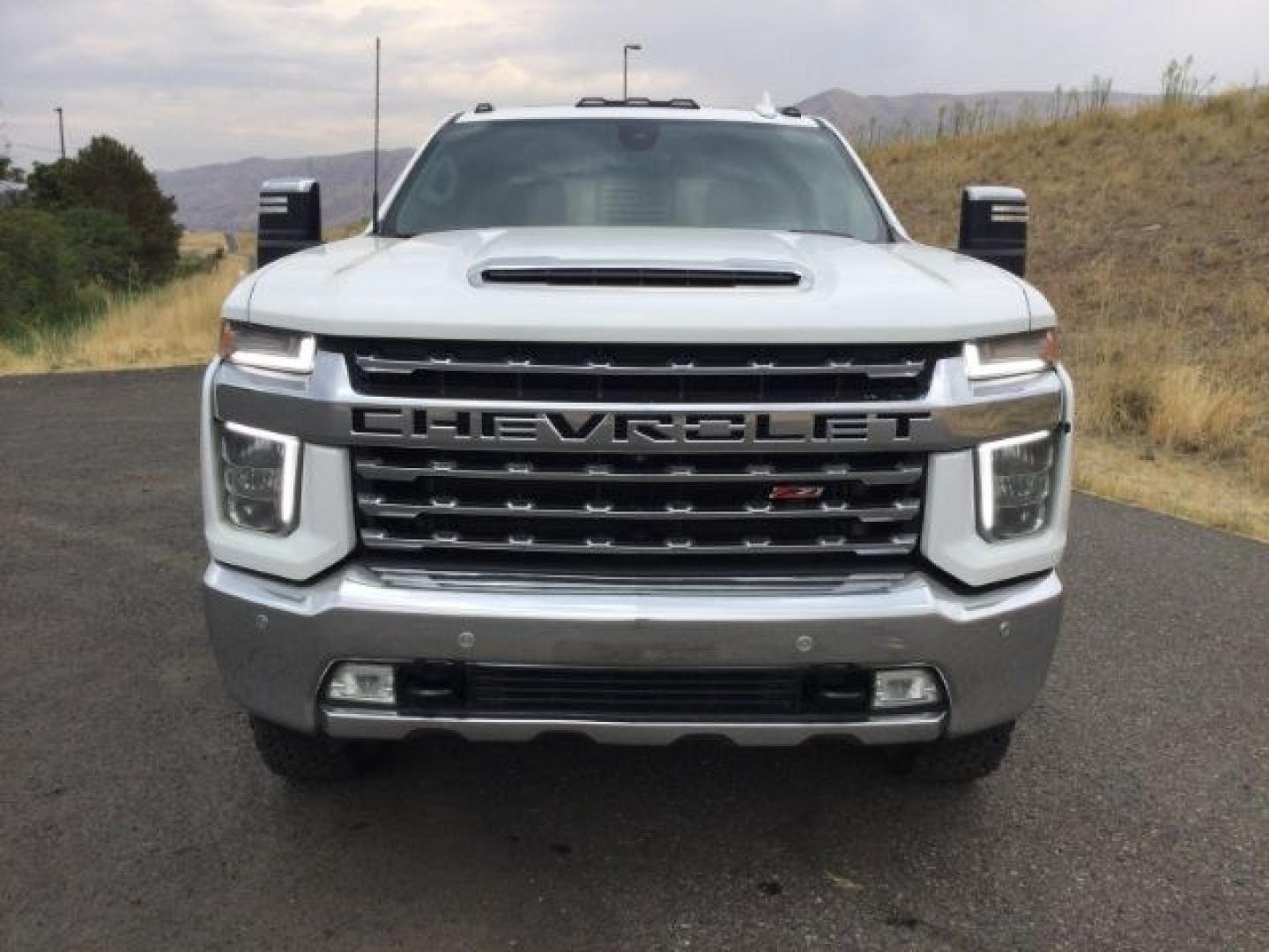 2021 Summit White /Jet Black Chevrolet Silverado 2500HD LTZ (1GC1YPE78MF) , located at 1801 Main Street, Lewiston, 83501, (208) 743-9371, 46.417065, -117.004799- Photo#18