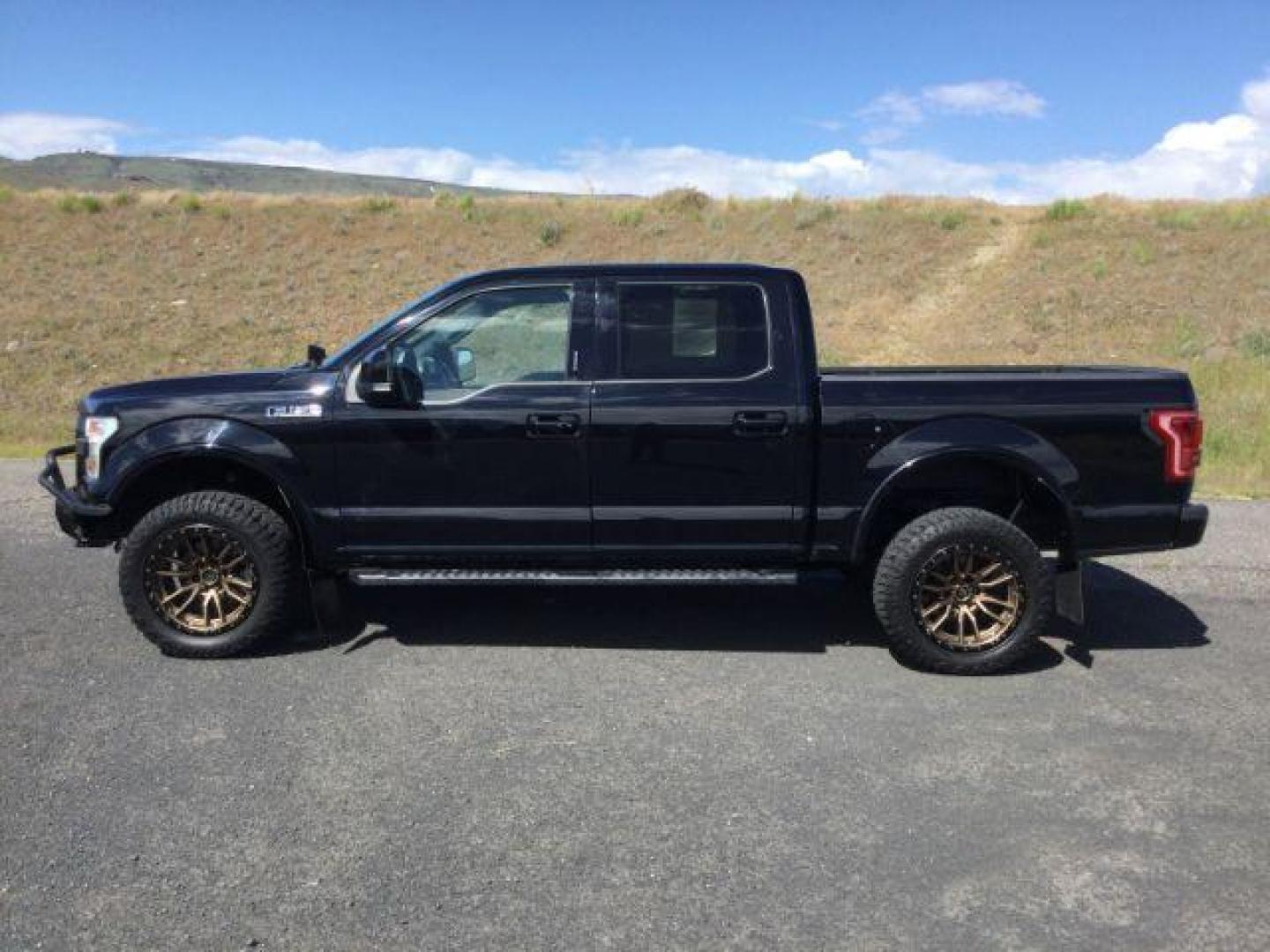 2017 Shadow Black /Black Ford F-150 LARIAT (1FTEW1EG4HK) with an EcoBoost 3.5L V-6 gasoline direct injection engine, 10-speed automatic transmission, located at 1801 Main Street, Lewiston, 83501, (208) 743-9371, 46.417065, -117.004799 - Photo#1