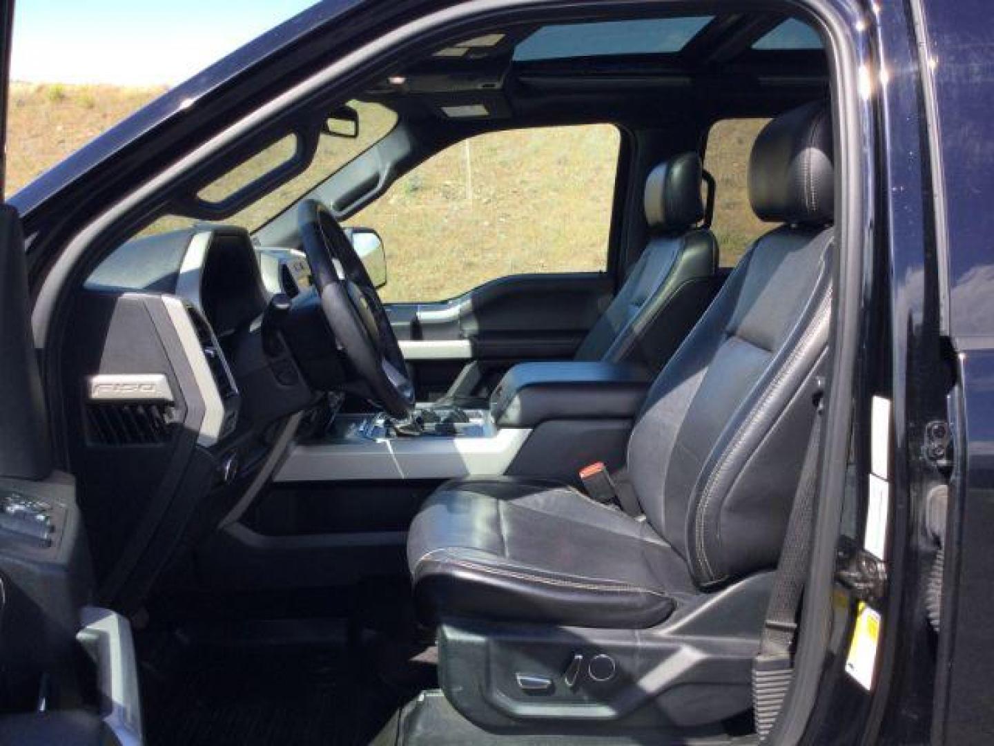 2017 Shadow Black /Black Ford F-150 LARIAT (1FTEW1EG4HK) with an EcoBoost 3.5L V-6 gasoline direct injection engine, 10-speed automatic transmission, located at 1801 Main Street, Lewiston, 83501, (208) 743-9371, 46.417065, -117.004799 - Photo#3