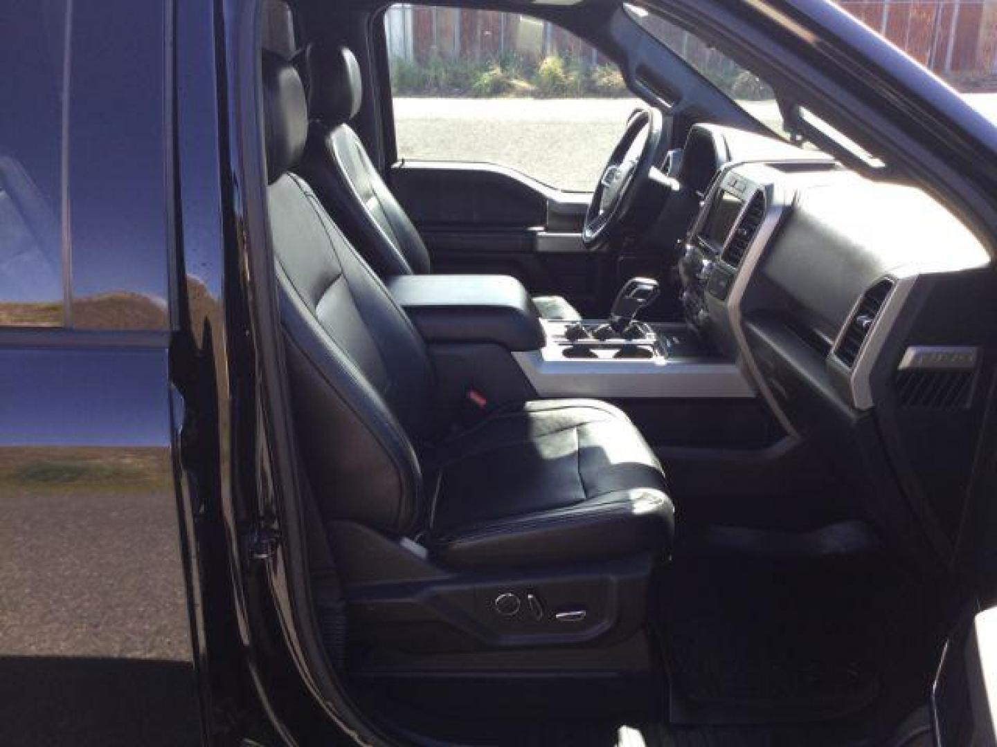 2017 Shadow Black /Black Ford F-150 LARIAT (1FTEW1EG4HK) with an EcoBoost 3.5L V-6 gasoline direct injection engine, 10-speed automatic transmission, located at 1801 Main Street, Lewiston, 83501, (208) 743-9371, 46.417065, -117.004799 - Photo#9