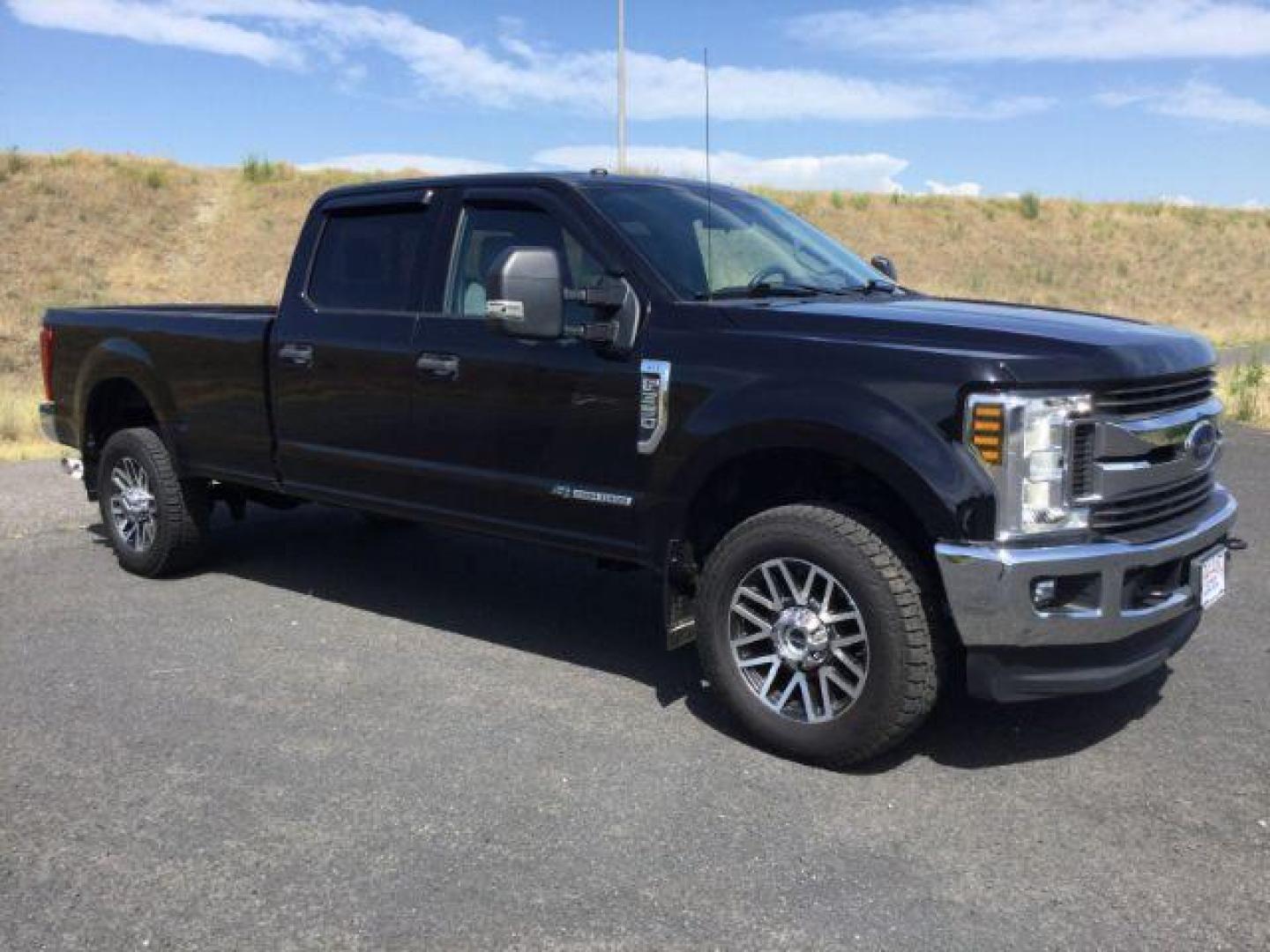 2019 Ford F-350 XLT 4x4 Crew Cab 176 in SRW's photo