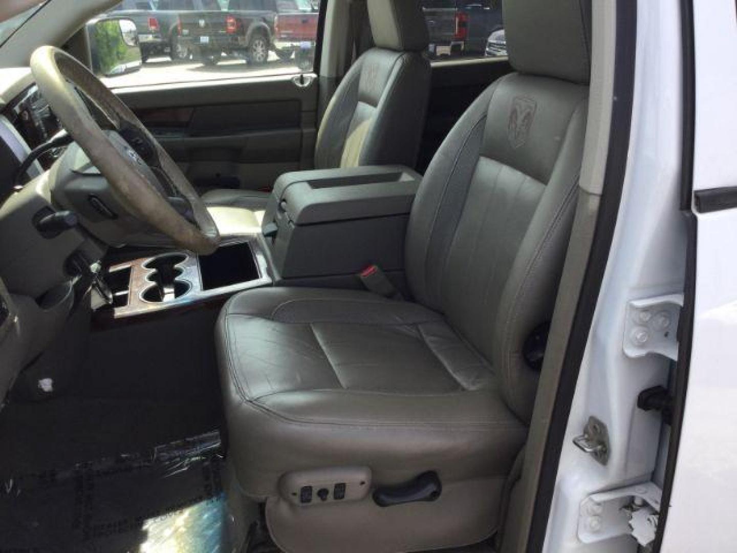 2008 Bright White Clearcoat /Khaki Dodge Ram 3500 Laramie (3D7ML48A98G) with an Cummins 6.7L I-6 diesel direct injection engine, 6-Speed Automatic transmission, located at 1801 Main Street, Lewiston, 83501, (208) 743-9371, 46.417065, -117.004799 - Photo#4