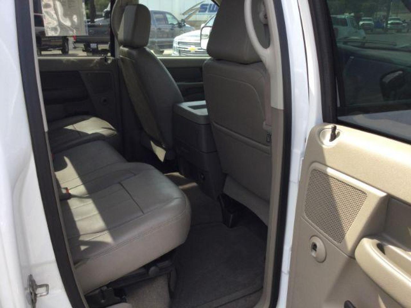 2008 Bright White Clearcoat /Khaki Dodge Ram 3500 Laramie (3D7ML48A98G) with an Cummins 6.7L I-6 diesel direct injection engine, 6-Speed Automatic transmission, located at 1801 Main Street, Lewiston, 83501, (208) 743-9371, 46.417065, -117.004799 - Photo#8