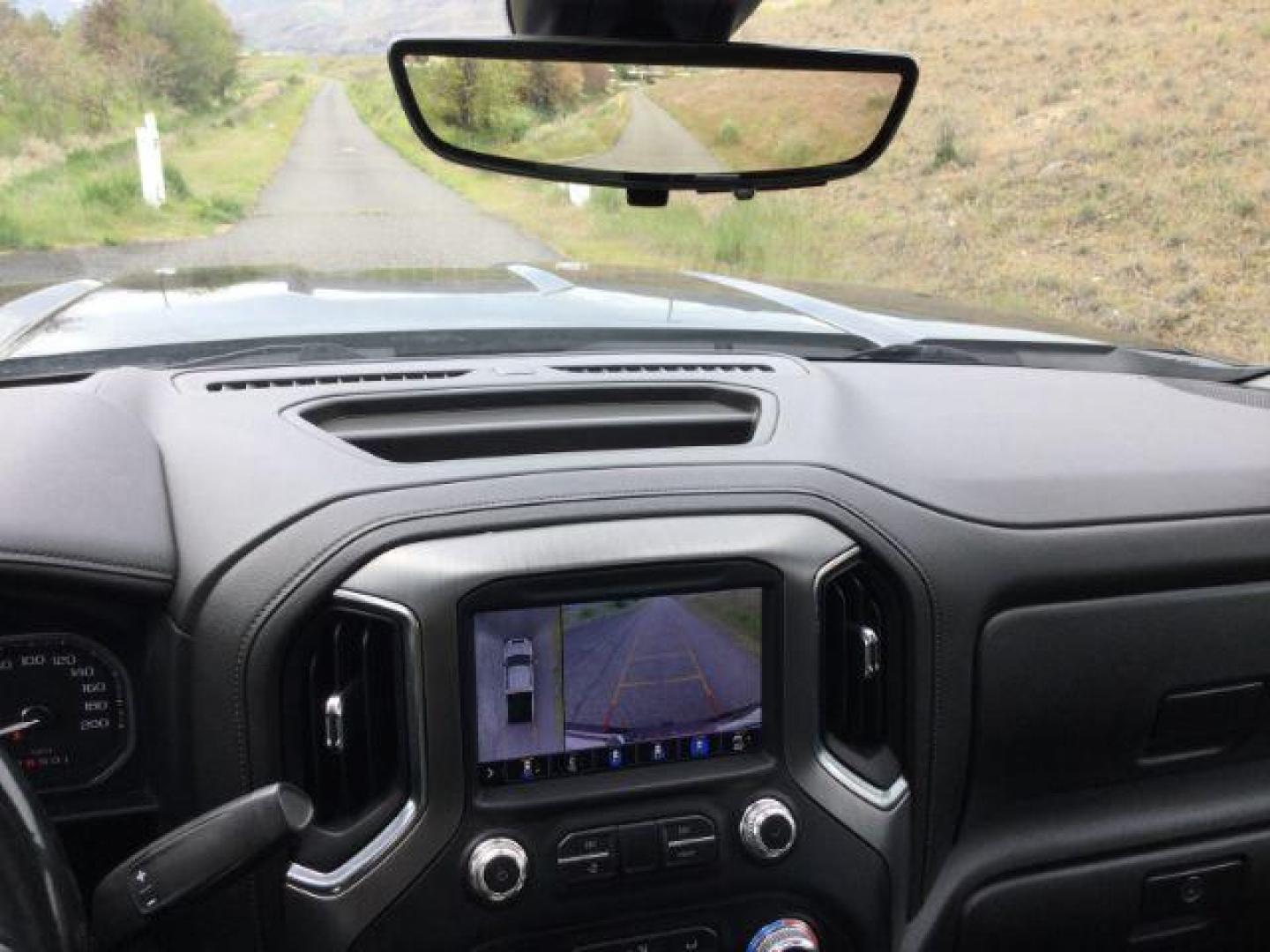 2021 Onyx Black /Jet Black GMC Sierra 3500HD Denali (1GT49WEY9MF) with an Duramax 6.6L V-8 diesel direct injection engine, 10-speed automatic transmission, located at 1801 Main Street, Lewiston, 83501, (208) 743-9371, 46.417065, -117.004799 - Photo#20