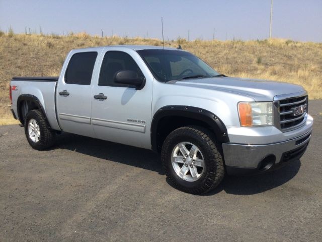 photo of 2013 GMC Sierra 1500 SLE