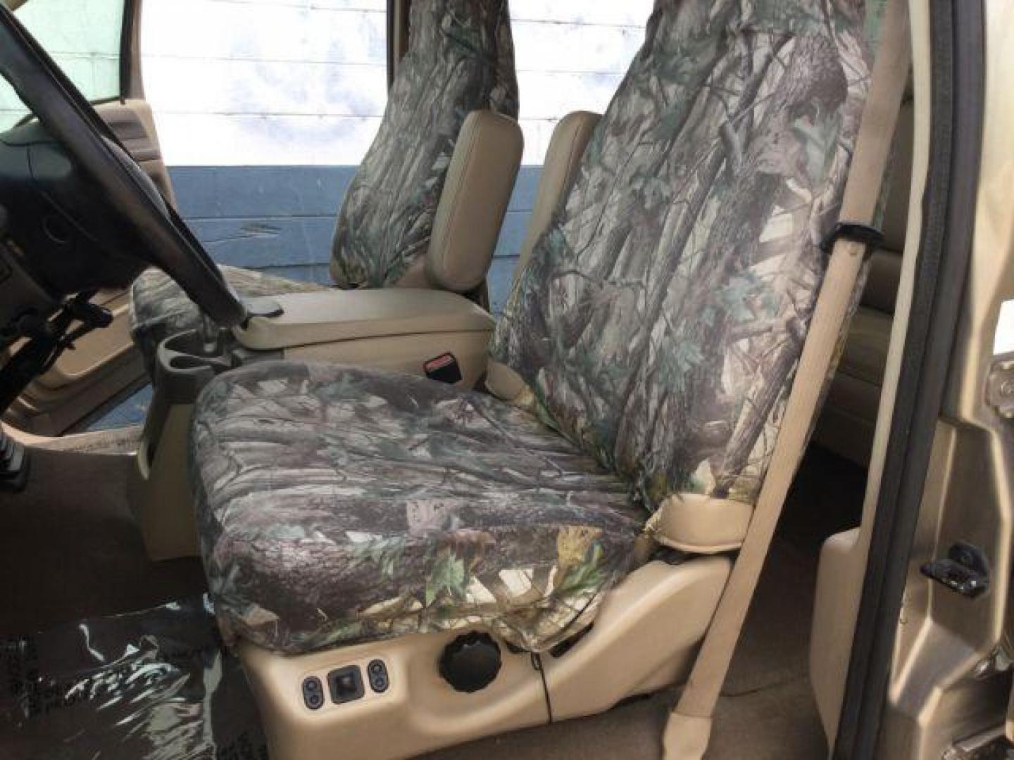 2004 Arizona Beige Metallic /Castano Leather Interior Ford F-350 Lariat Crew Cab Long Bed 4WD (1FTSW31P94E) with an 6.0L V8 OHV 32V TURBO DIESEL engine, 6-Speed Manual transmission, located at 1801 Main Street, Lewiston, 83501, (208) 743-9371, 46.417065, -117.004799 - Photo#5