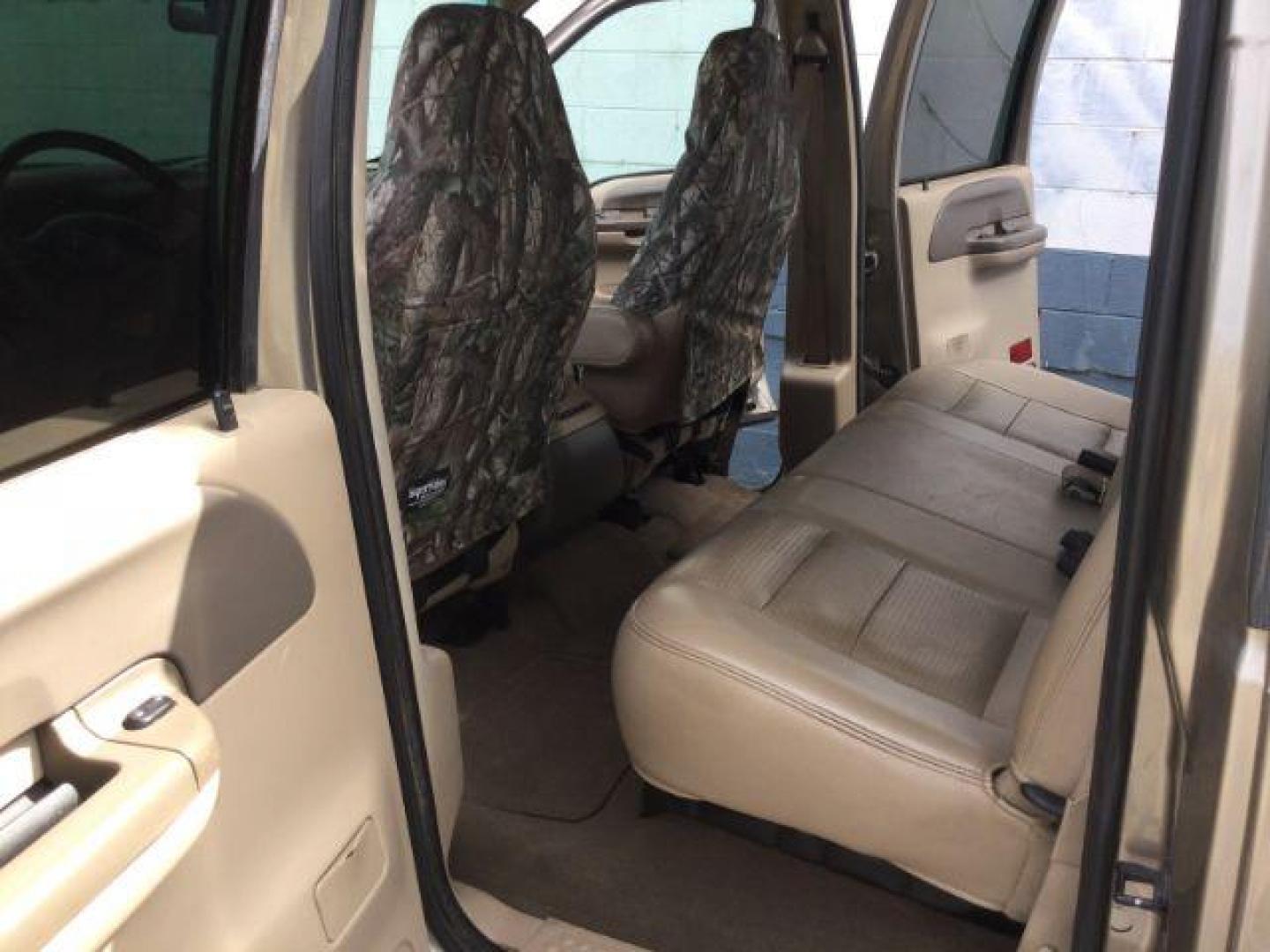 2004 Arizona Beige Metallic /Castano Leather Interior Ford F-350 Lariat Crew Cab Long Bed 4WD (1FTSW31P94E) with an 6.0L V8 OHV 32V TURBO DIESEL engine, 6-Speed Manual transmission, located at 1801 Main Street, Lewiston, 83501, (208) 743-9371, 46.417065, -117.004799 - Photo#6