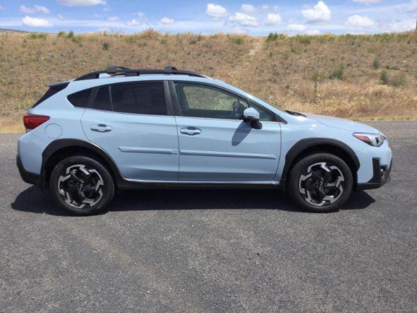 2021 Horizon Blue Pearl /black leather Subaru Crosstrek Limited (JF2GTHMC3M8) with an 2.5L H-4 gasoline direct injection engine, Automatic, CVT w/Lineartronic transmission, located at 1801 Main Street, Lewiston, 83501, (208) 743-9371, 46.417065, -117.004799 - Photo#7
