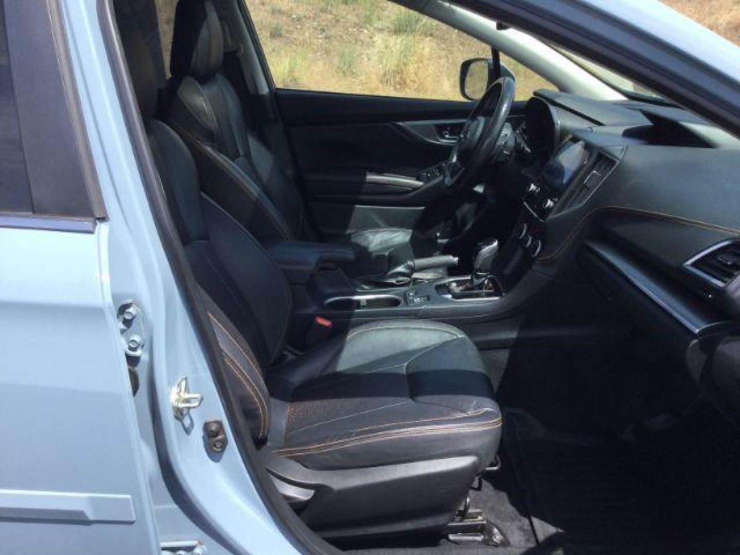 2021 Horizon Blue Pearl /black leather Subaru Crosstrek Limited (JF2GTHMC3M8) with an 2.5L H-4 gasoline direct injection engine, Automatic, CVT w/Lineartronic transmission, located at 1801 Main Street, Lewiston, 83501, (208) 743-9371, 46.417065, -117.004799 - Photo#11