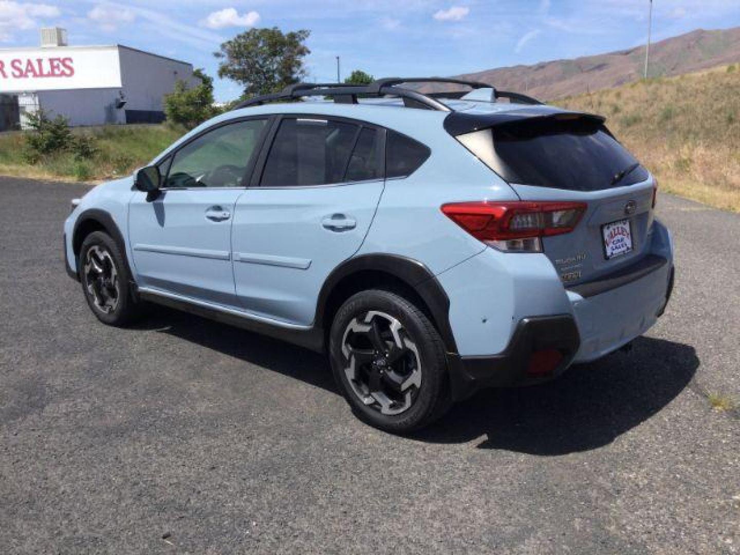 2021 Horizon Blue Pearl /black leather Subaru Crosstrek Limited (JF2GTHMC3M8) with an 2.5L H-4 gasoline direct injection engine, Automatic, CVT w/Lineartronic transmission, located at 1801 Main Street, Lewiston, 83501, (208) 743-9371, 46.417065, -117.004799 - Photo#20