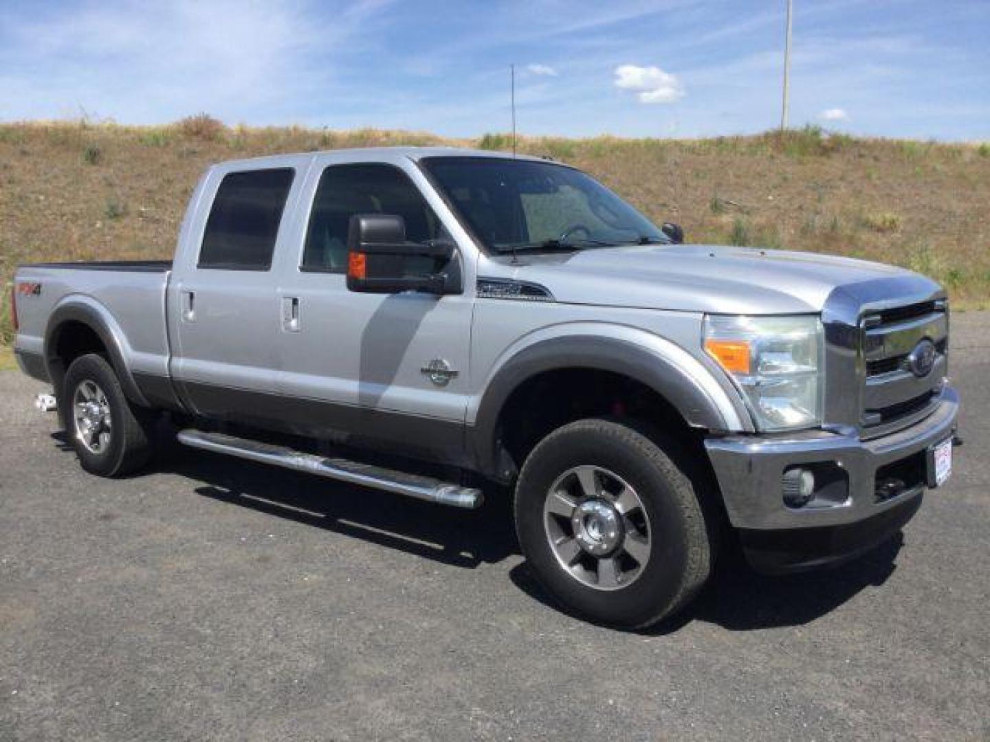 2012 Ingot Silver Metallic /Black Ford F-250 LARIAT (1FT7W2BT1CE) with an Powerstroke 6.7L V-8 diesel direct injection engine, 6-Speed Automatic transmission, located at 1801 Main Street, Lewiston, 83501, (208) 743-9371, 46.417065, -117.004799 - Photo#17