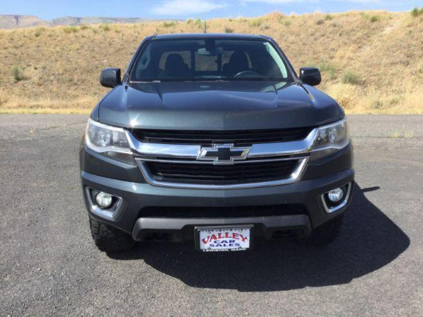 2018 Graphite Metallic /Jet Black/Dark Ash Chevrolet Colorado LT (1GCHTCEN1J1) with an 3.6L V-6 gasoline direct injection engine, 6-Speed Automatic transmission, located at 1801 Main Street, Lewiston, 83501, (208) 743-9371, 46.417065, -117.004799 - Photo#13