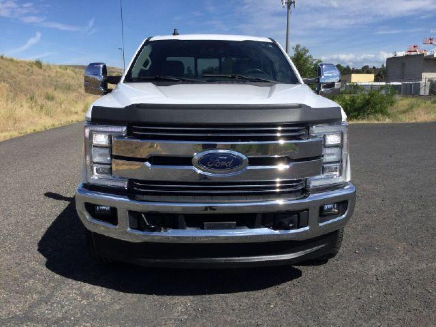 2019 Oxford White /Black Ford F-350 Lariat Crew Cab 4WD (1FT8W3BT9KE) with an Powerstroke 6.7L V-8 diesel direct injection engine, 6-Speed Automatic transmission, located at 1801 Main Street, Lewiston, 83501, (208) 743-9371, 46.417065, -117.004799 - Photo#14