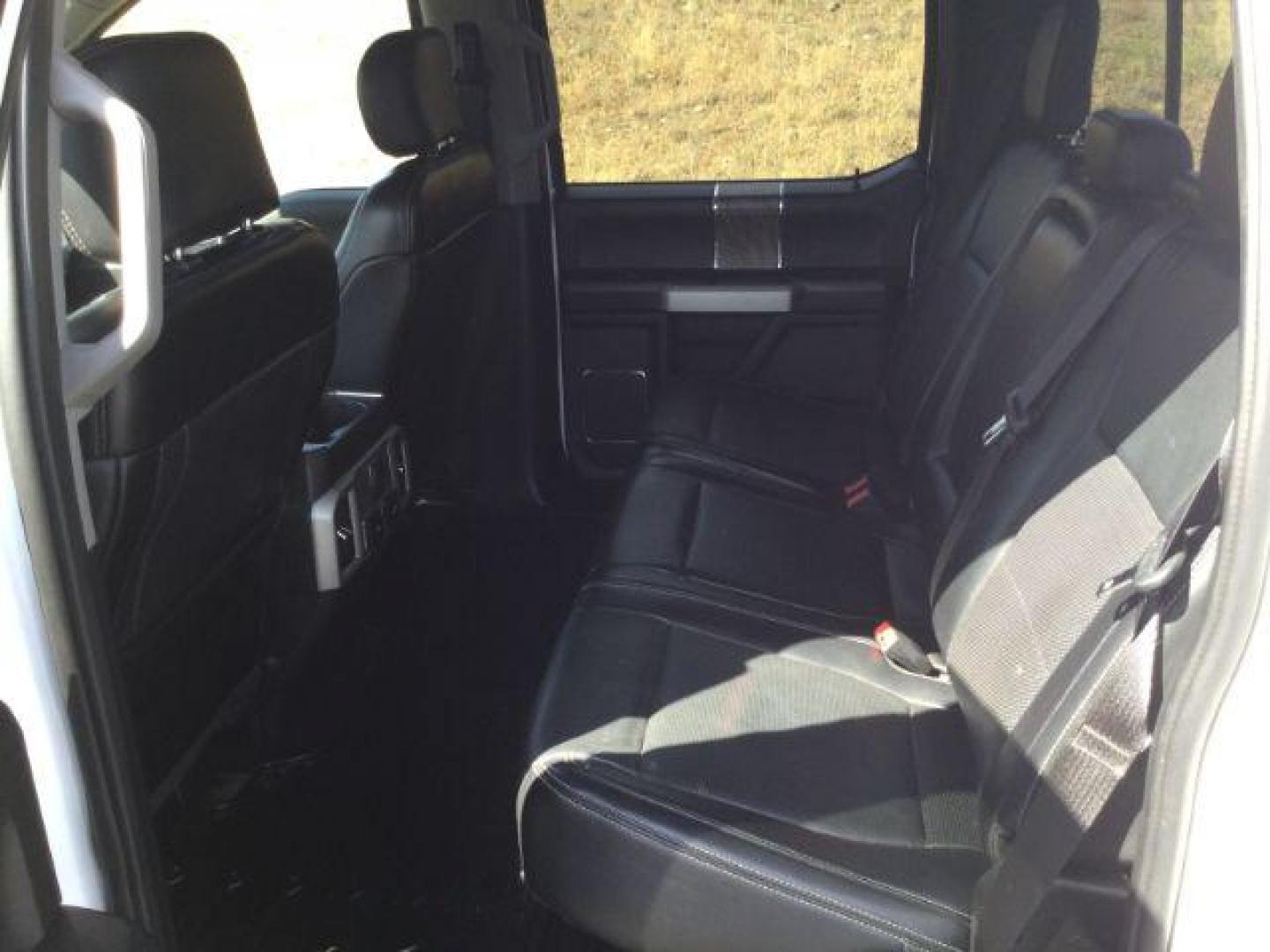 2019 Oxford White /Black Ford F-350 Lariat Crew Cab 4WD (1FT8W3BT9KE) with an Powerstroke 6.7L V-8 diesel direct injection engine, 6-Speed Automatic transmission, located at 1801 Main Street, Lewiston, 83501, (208) 743-9371, 46.417065, -117.004799 - Photo#22