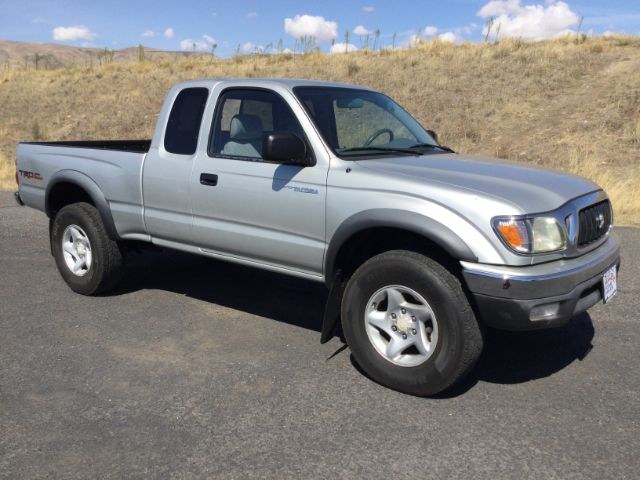 photo of 2001 Toyota Tacoma Base V6