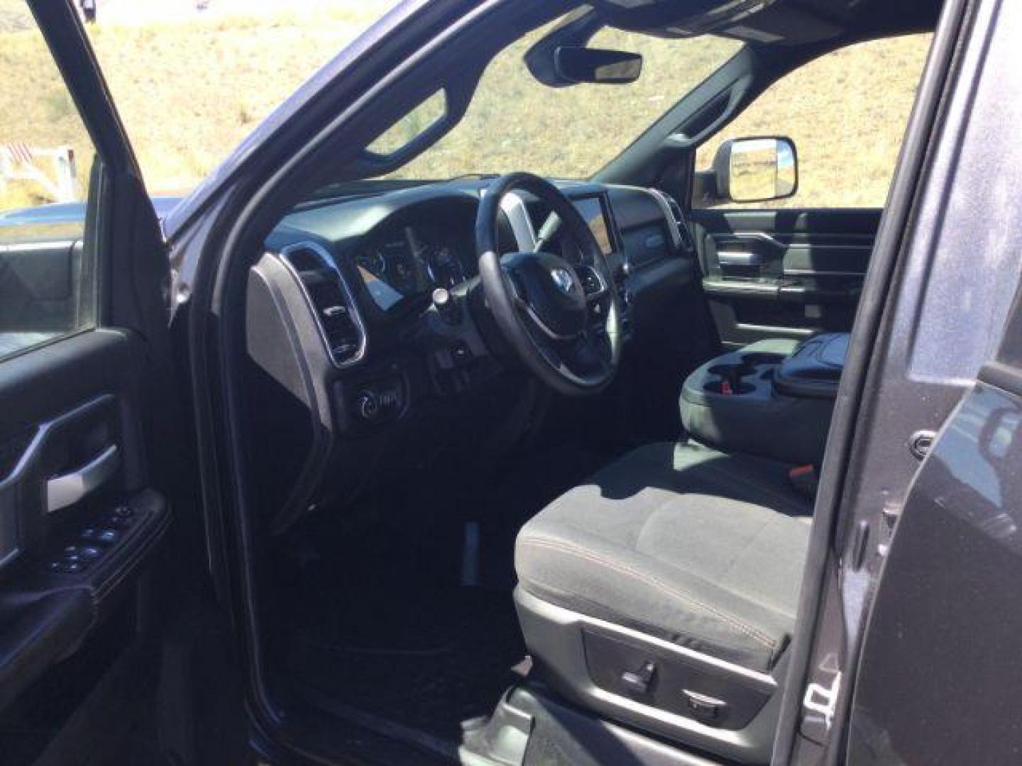 2019 Granite Crystal Metallic Clearcoat /Diesel Gray/Black Ram 3500 Big Horn Crew Cab 4x4 8' Box (3C63R3HL1KG) with an Cummins 6.7L I-6 diesel direct injection engine, 6-Speed Automatic transmission, located at 1801 Main Street, Lewiston, 83501, (208) 743-9371, 46.417065, -117.004799- Photo#3