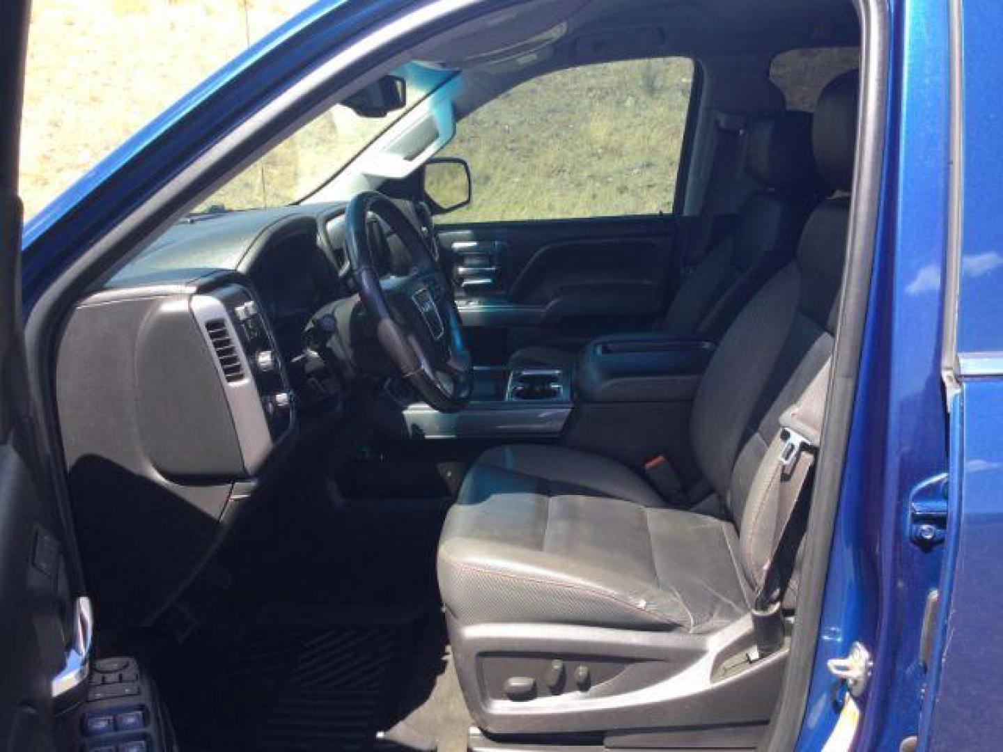 2015 Stone Blue Metallic /Jet Black GMC Sierra 1500 SLT (1GTV2VEC0FZ) with an EcoTec3 6.2L V-8 gasoline direct injection engine, 6-Speed Automatic transmission, located at 1801 Main Street, Lewiston, 83501, (208) 743-9371, 46.417065, -117.004799- Photo#4