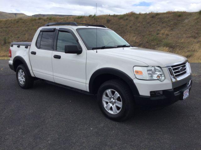 photo of 2009 Ford Explorer Sport Trac XLT