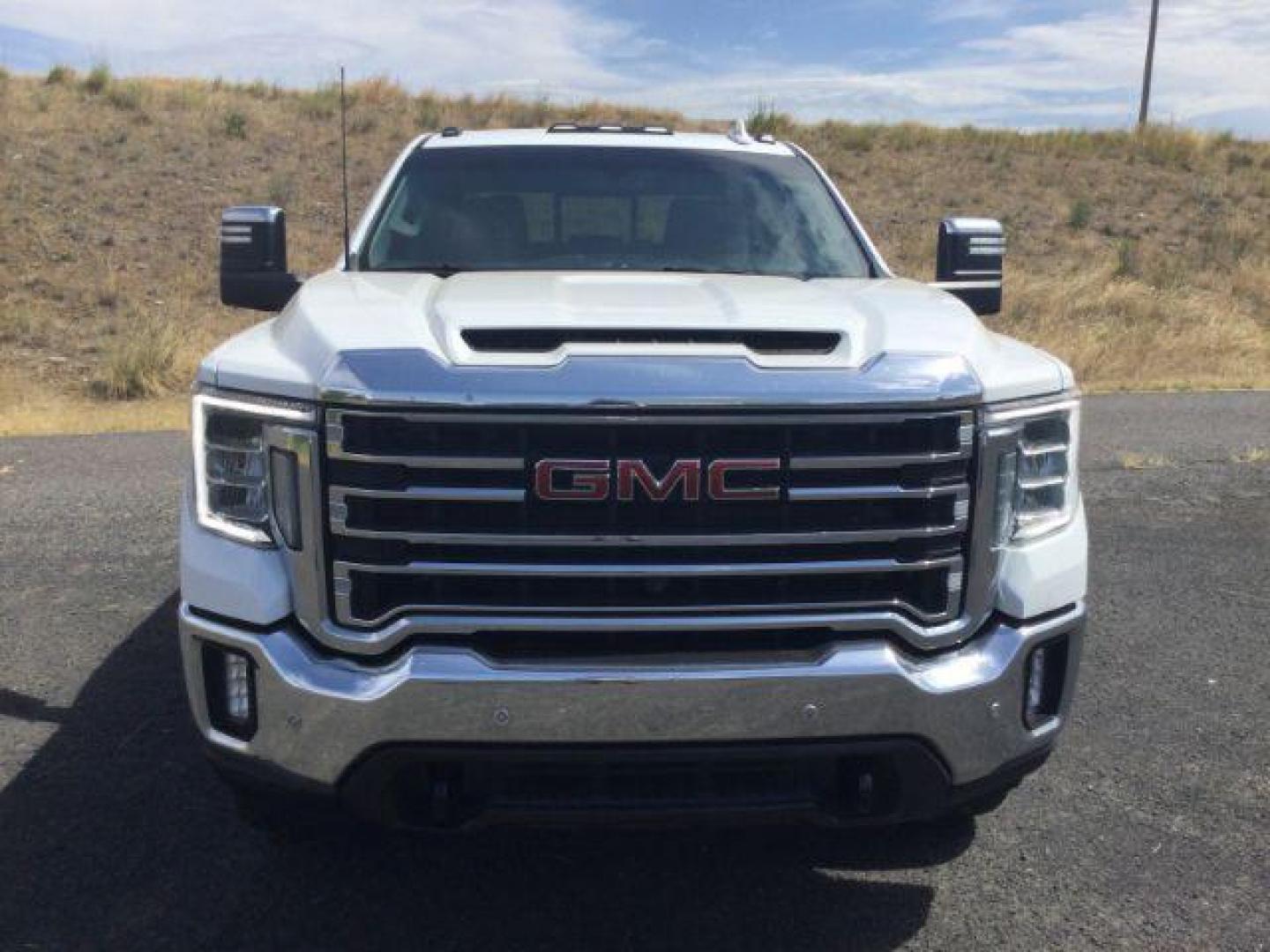 2023 Summit White /Jet Black GMC Sierra 2500HD SLT (1GT49NEY4PF) with an Duramax 6.6L V-8 diesel direct injection engine, 10 speed automatic transmission, located at 1801 Main Street, Lewiston, 83501, (208) 743-9371, 46.417065, -117.004799- Photo#24