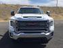 2023 Summit White /Jet Black GMC Sierra 2500HD SLT (1GT49NEY4PF) with an Duramax 6.6L V-8 diesel direct injection engine, 10 speed automatic transmission, located at 1801 Main Street, Lewiston, 83501, (208) 743-9371, 46.417065, -117.004799- Photo#24