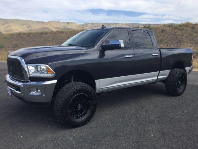 photo of 2017 Ram 2500 Laramie Crew Cab 4x4 6'4 Box