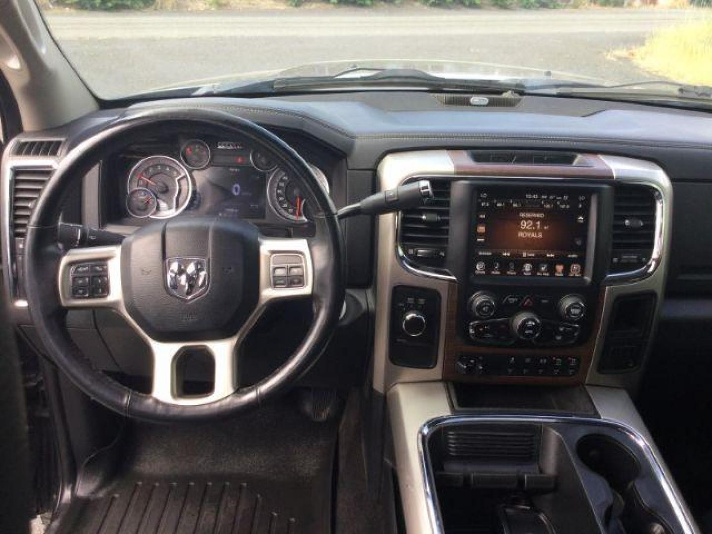 2017 Maximum Steel Metallic Clearcoat /Black Ram 2500 Laramie Crew Cab 4x4 6'4 Box (3C6UR5FL8HG) with an Cummins 6.7L I-6 diesel direct injection engine, 6-Speed Automatic transmission, located at 1801 Main Street, Lewiston, 83501, (208) 743-9371, 46.417065, -117.004799 - Photo#8