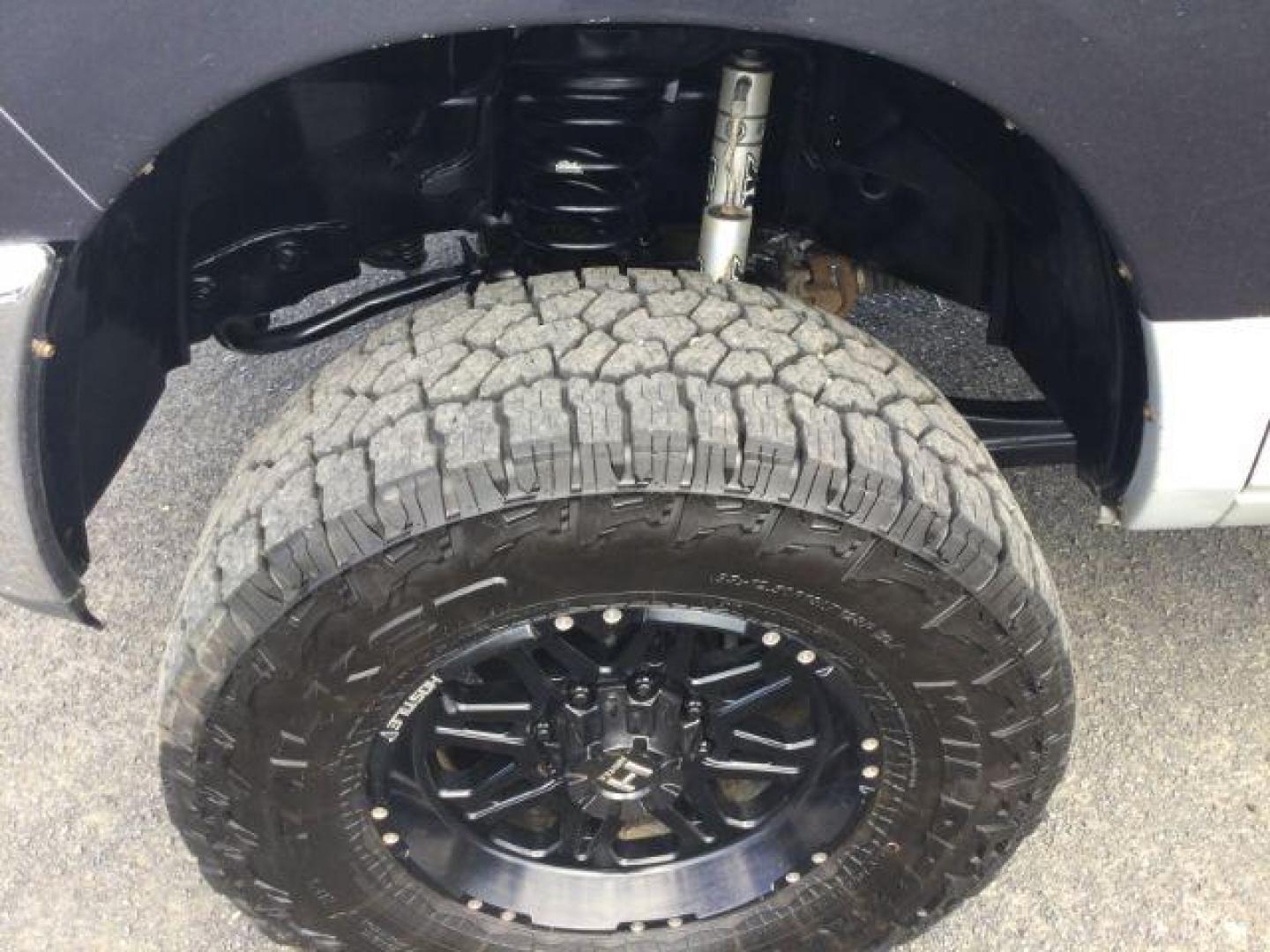 2017 Maximum Steel Metallic Clearcoat /Black Ram 2500 Laramie Crew Cab 4x4 6'4 Box (3C6UR5FL8HG) with an Cummins 6.7L I-6 diesel direct injection engine, 6-Speed Automatic transmission, located at 1801 Main Street, Lewiston, 83501, (208) 743-9371, 46.417065, -117.004799 - Photo#23