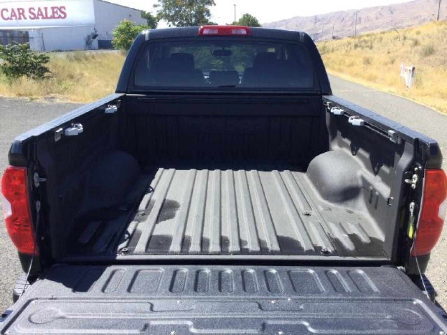 2015 Attitude Black Metallic /Black Leather Toyota Tundra Platinum 5.7L V8 (5TFAY5F12FX) with an I-FORCE 5.7L V-8 DOHC engine, 6-Speed Automatic transmission, located at 1801 Main Street, Lewiston, 83501, (208) 743-9371, 46.417065, -117.004799- Photo#10