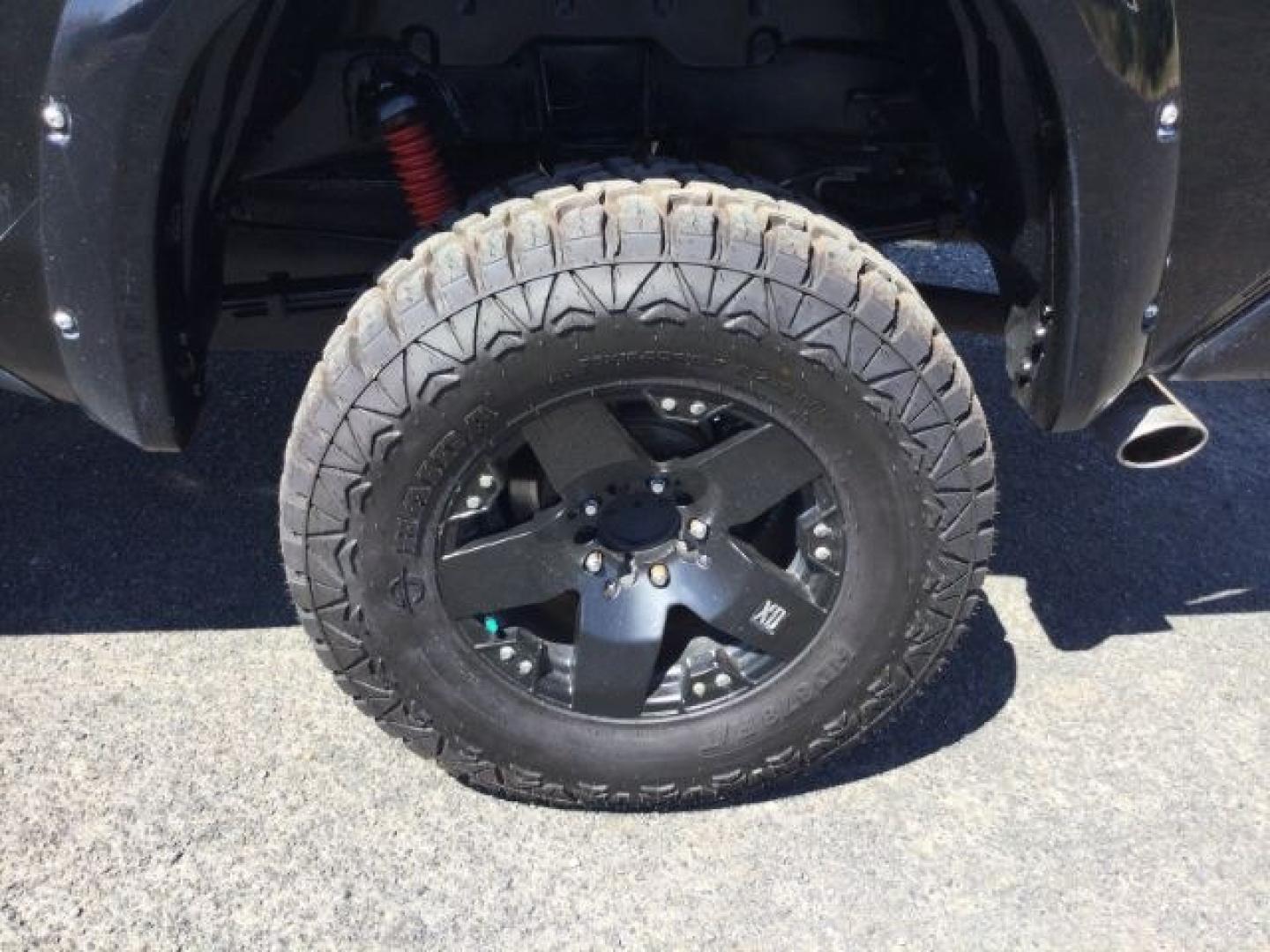 2015 Attitude Black Metallic /Black Leather Toyota Tundra Platinum 5.7L V8 (5TFAY5F12FX) with an I-FORCE 5.7L V-8 DOHC engine, 6-Speed Automatic transmission, located at 1801 Main Street, Lewiston, 83501, (208) 743-9371, 46.417065, -117.004799- Photo#13